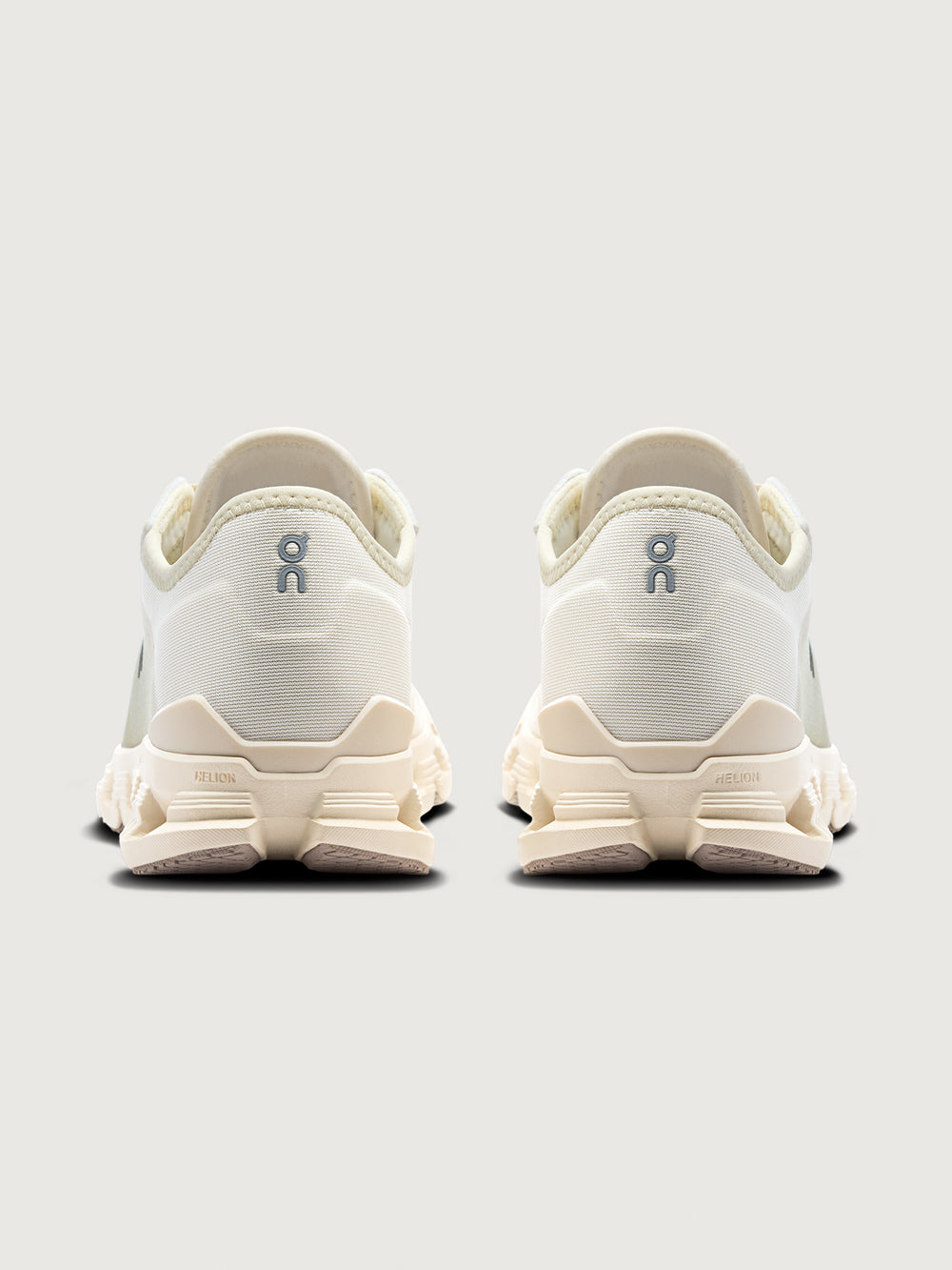 On Cloud X 4 AD Sneakers – Lightweight Performance Edition