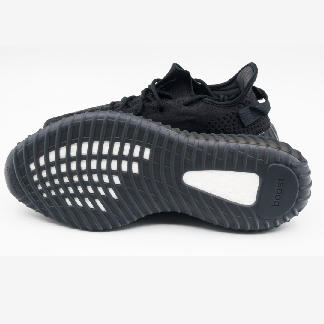 Yeezy boost 350 best sale v2 grey triple black