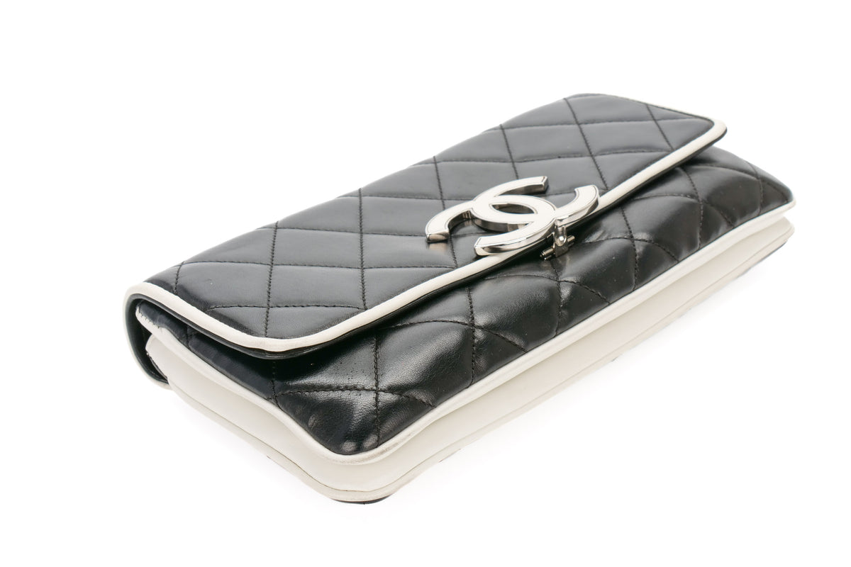 Chanel Medium Bag Quilted Divine Black Lambskin Silver Hardware - view 12