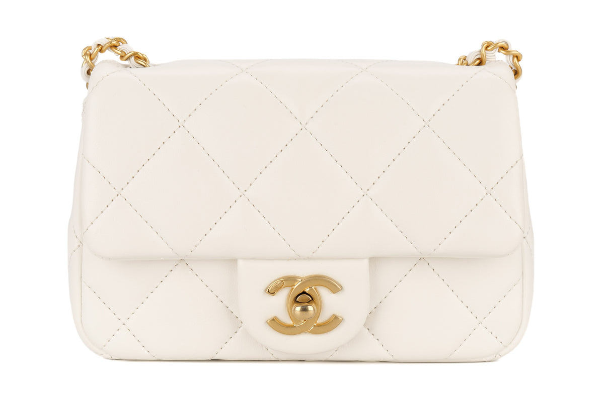 Chanel Mini Bag White Pearl Lambskin Gold Hardware - view 1