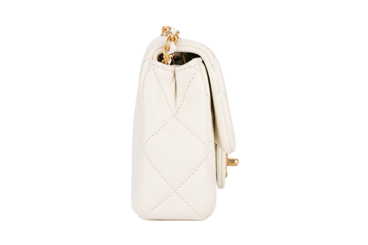 Chanel Mini Bag White Pearl Lambskin Gold Hardware - view 5