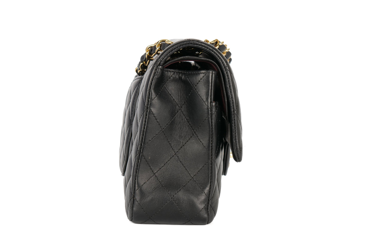 Chanel Medium Classic Flap Black Lambskin Gold Hardware - view 5
