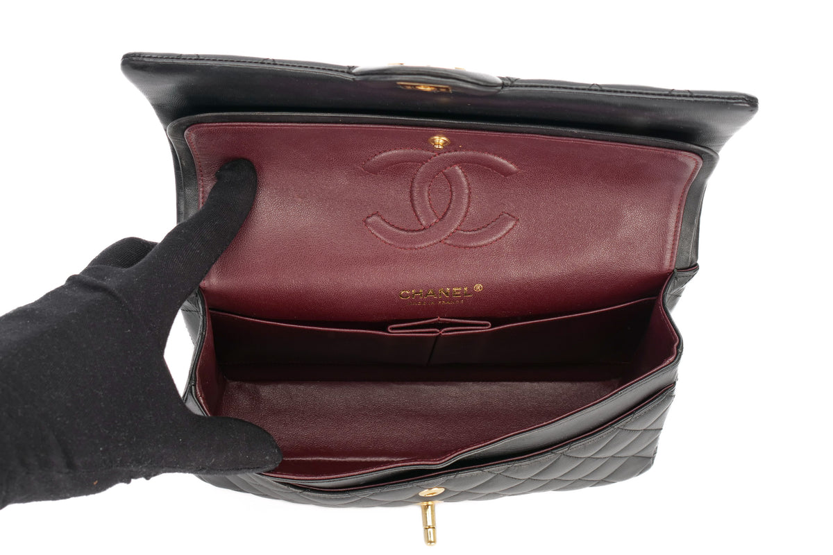 Chanel Medium Classic Flap Black Lambskin Gold Hardware - view 11