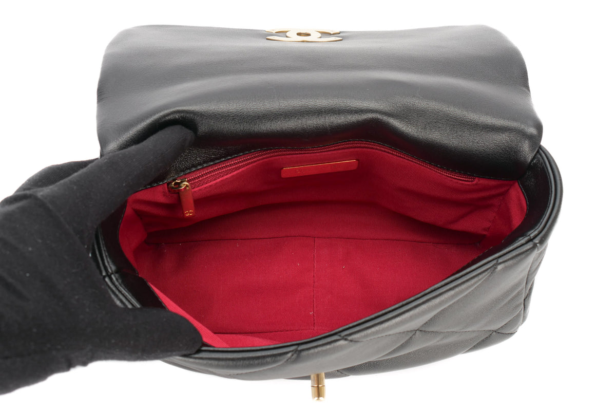 Chanel Medium 19 Black Lambskin Mixed Gold Hardware - view 10