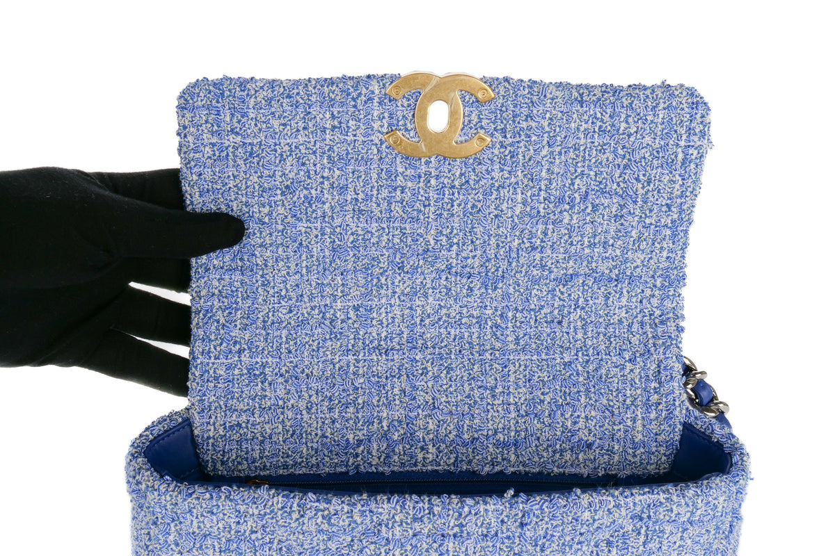 Chanel Medium 19 Blue Tweed Mixed Hardware - view 9