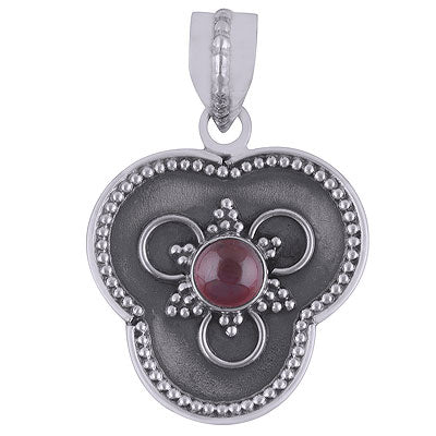 Gorgeous Handcrafted Rawa Work Around Garnet Round Shape 925 Sterling Solid Silver Pendant - R101903-1