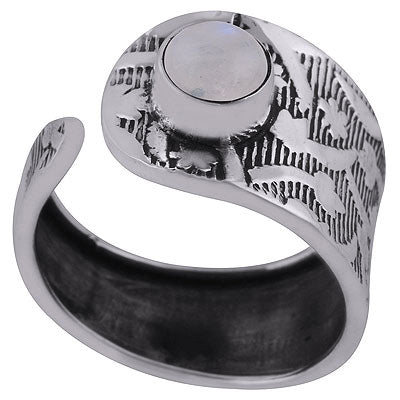 Stunning Textured Work Around Rainbow Moonstone Round Shape 925 Sterling Solid Silver Ring - R3403042-4