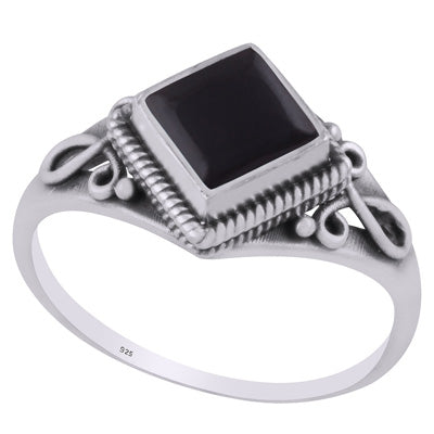 Beautifully Handcrafted Wire Work Around Black Onyx Rhombus Shape 925 Sterling Solid Silver Ring - R3403232-14