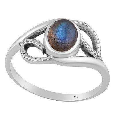 Stunning Hammer Textured Pattern Around Labradorite Oval Shape 925 Sterling Solid Silver Ring - R3403579-5