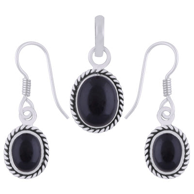 Alluring Twisted Wire Work Around Black Onyx Oval Shape 925 Sterling Solid Silver Pendant Set - R3600491-70