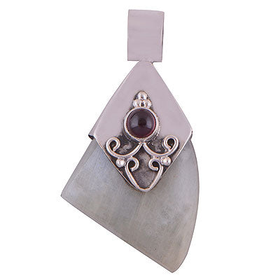 Stunning Handcrafted Seated Gemstone Rainbow Moonstone,Garnet Irregular Shape 925 Sterling Solid Silver Pendant - R8400034-9