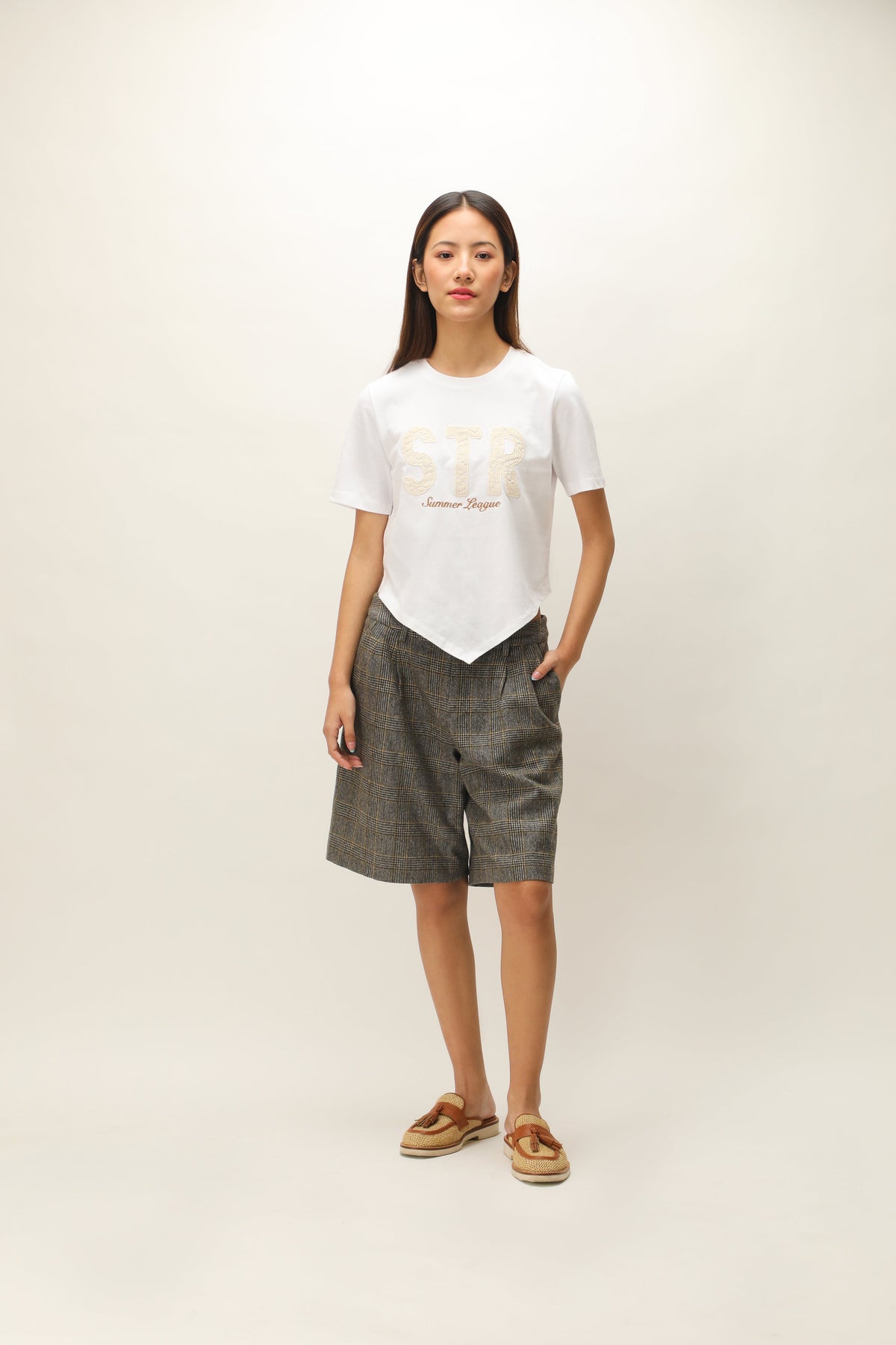 LACE APPLIQUÉ TRIGON T-SHIRT by STRUCT