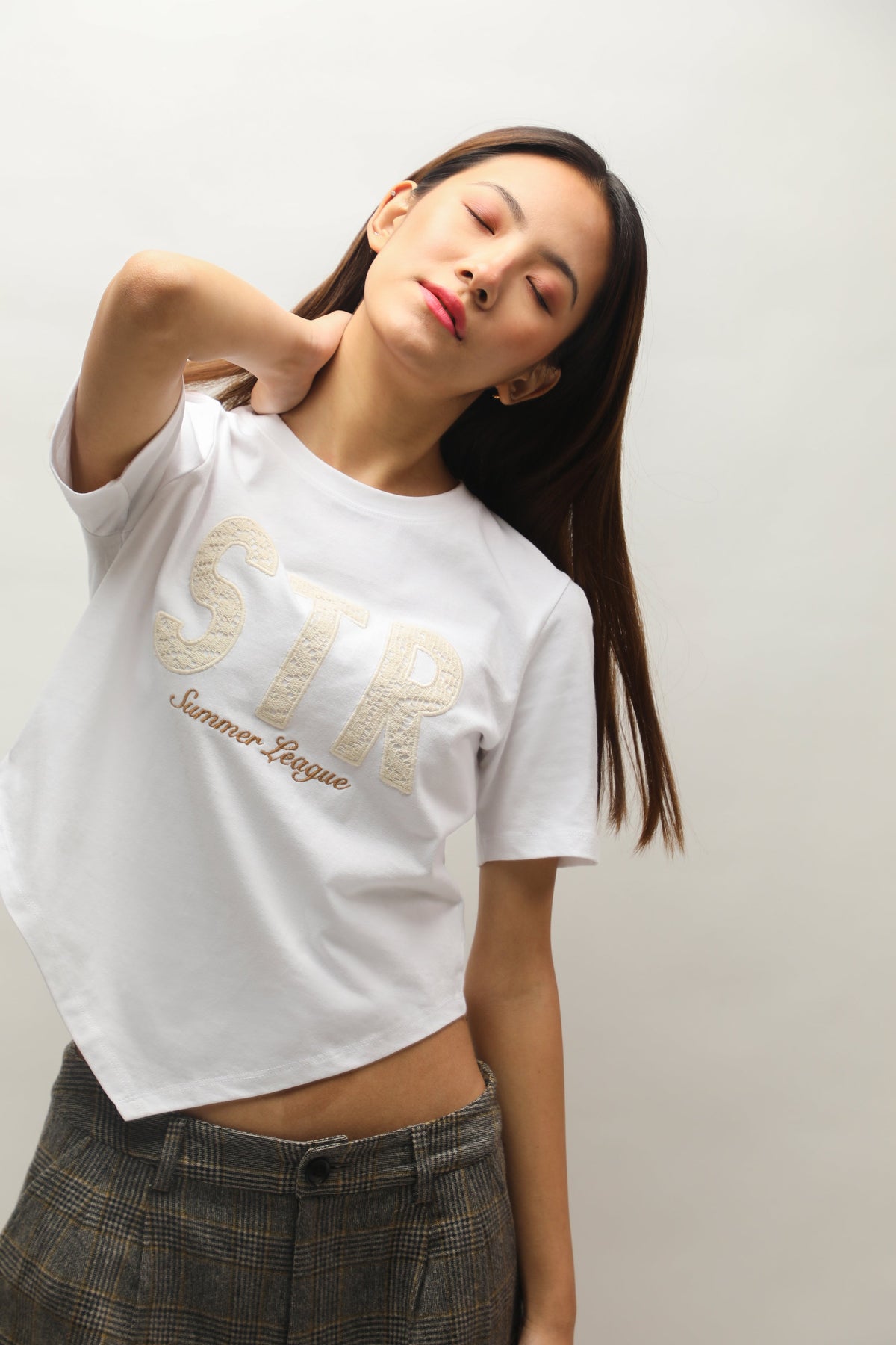 LACE APPLIQUÉ TRIGON T-SHIRT by STRUCT