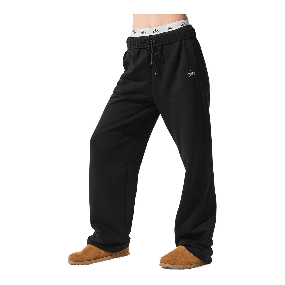 alo Accolade Straight Leg Sweatpant - Black by Alo Yoga