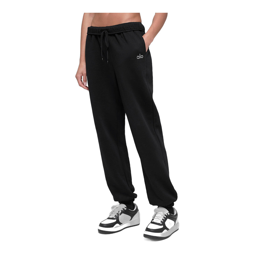 alo Accolade Sweatpant - Black by Alo Yoga