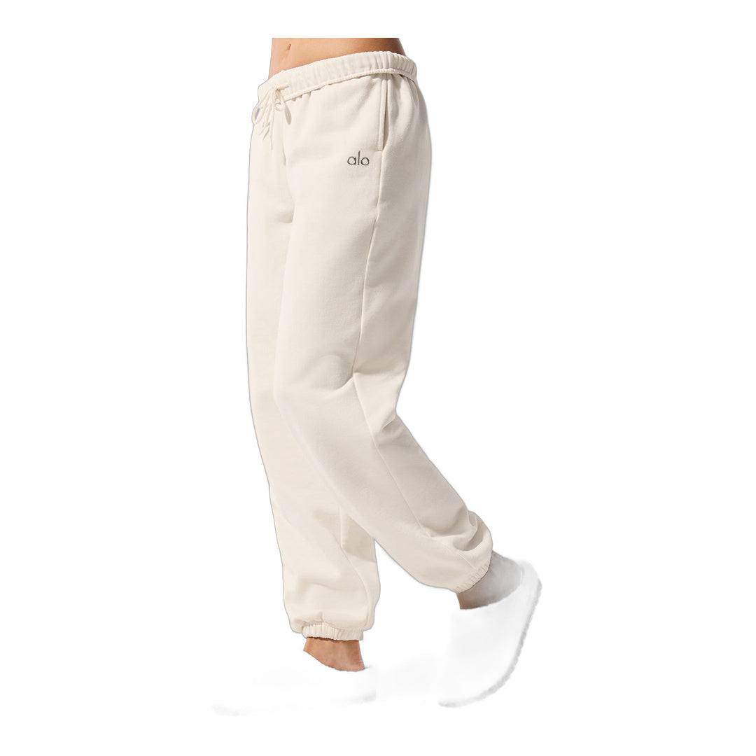 alo Accolade Sweatpant - Ivory by Alo Yoga
