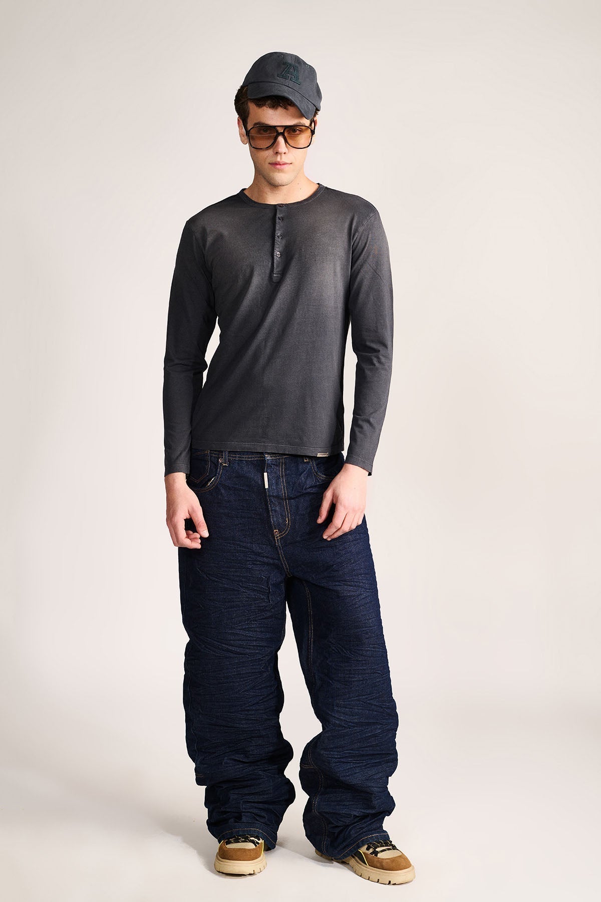 WORN BLACK HENLEY- TEE by Temporary Clo