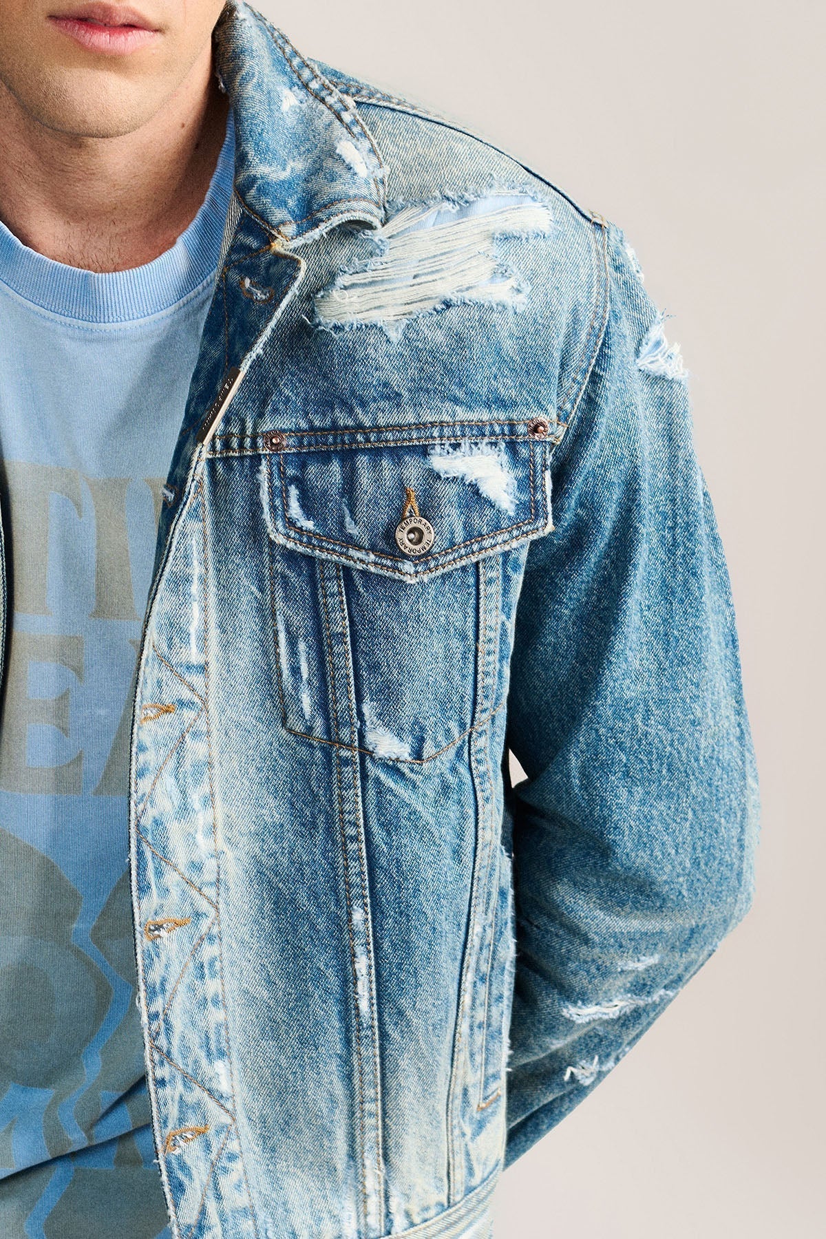 ALREADY LIVED TRUCKER JACKET (UNISEX) by Temporary Clo