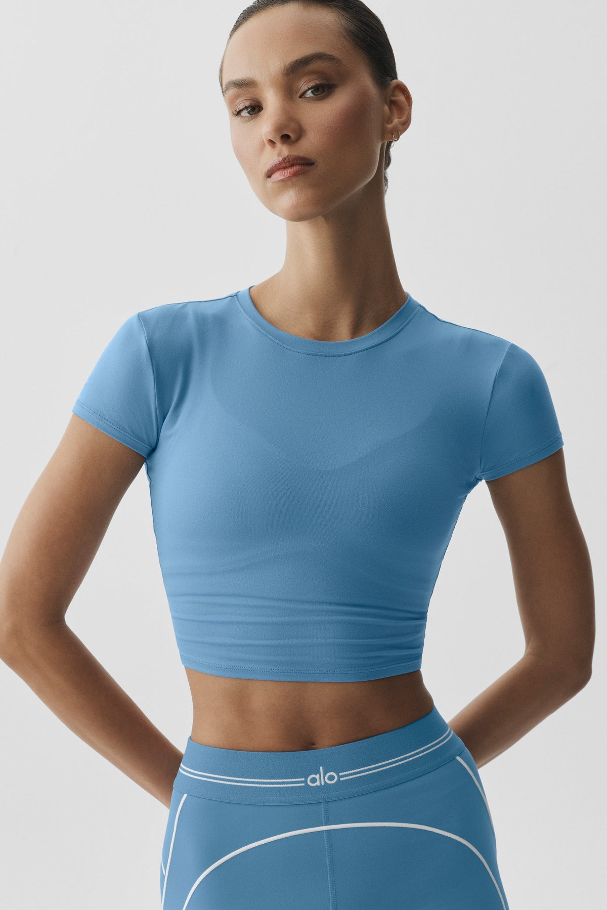 Alo Yoga Alosoft Crop Finesse Short Sleeve in California Blue