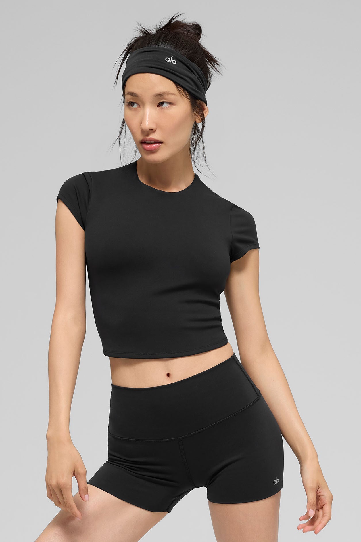ALO Softsculpt Precision Short Sleeve Top - Black (W1479R)