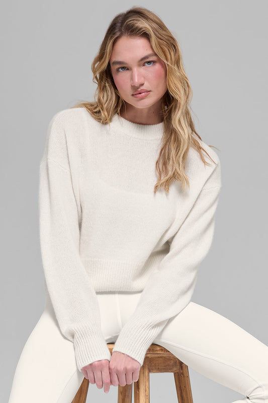 Wool Cashmere Cropped New Class Crewneck Sweater - Ivory (W31057R)