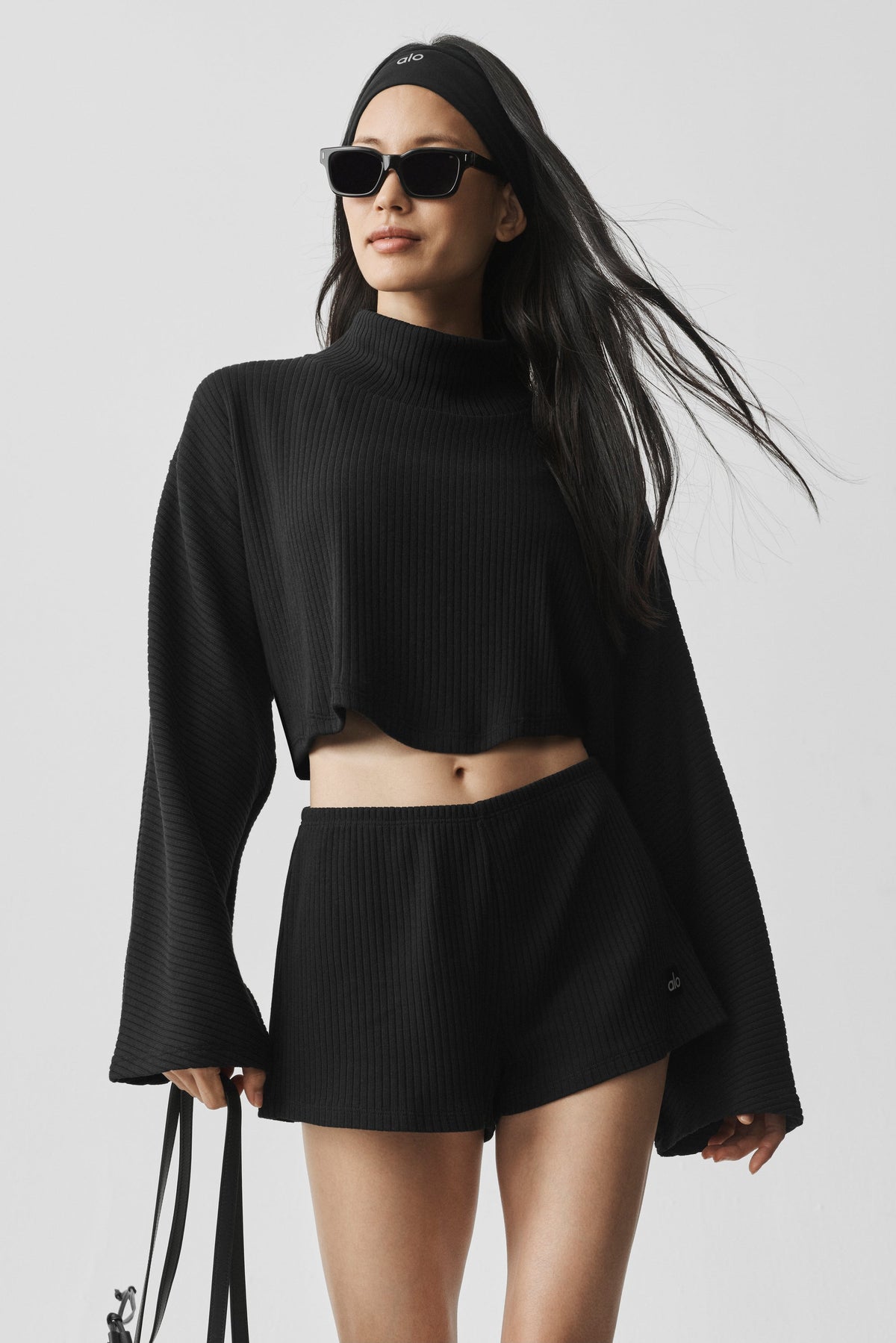 Alo Yoga Ribbed Cropped Reset Long Sleeve in Black
