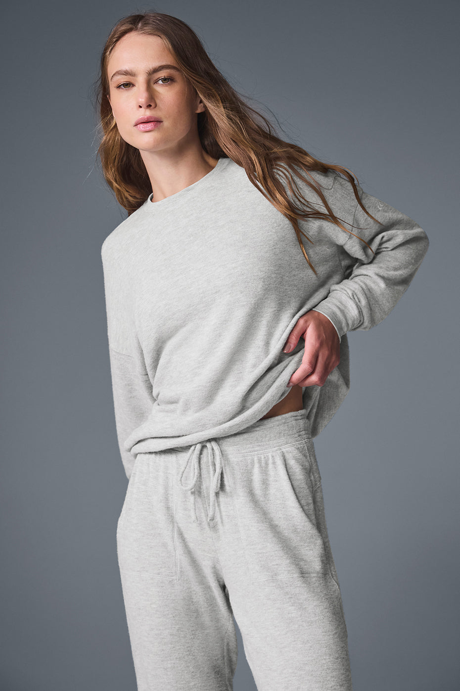 Soho Pullover - Athletic Heather Grey (W3295R)