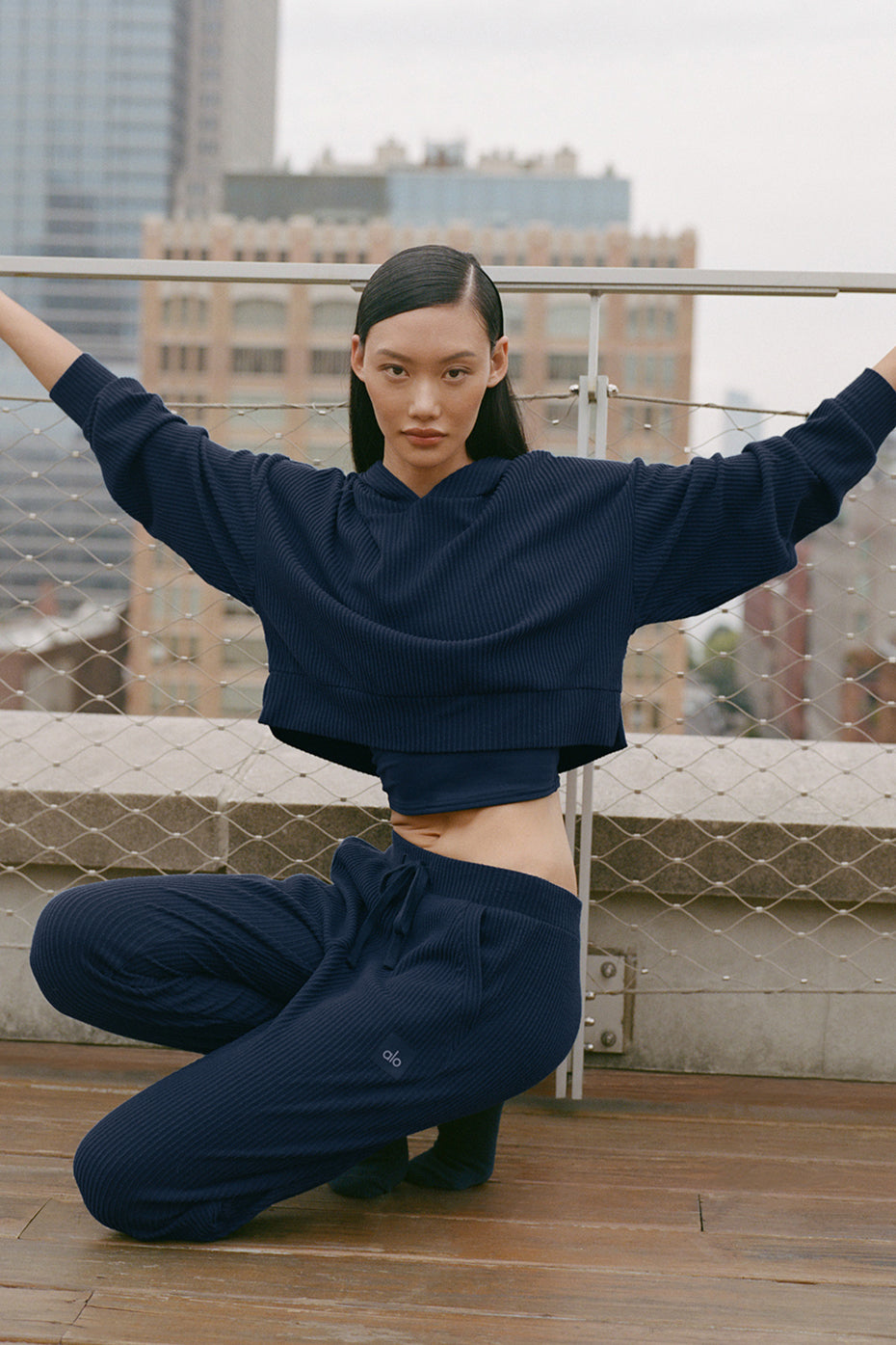 Muse Hoodie - Navy (W3438R)