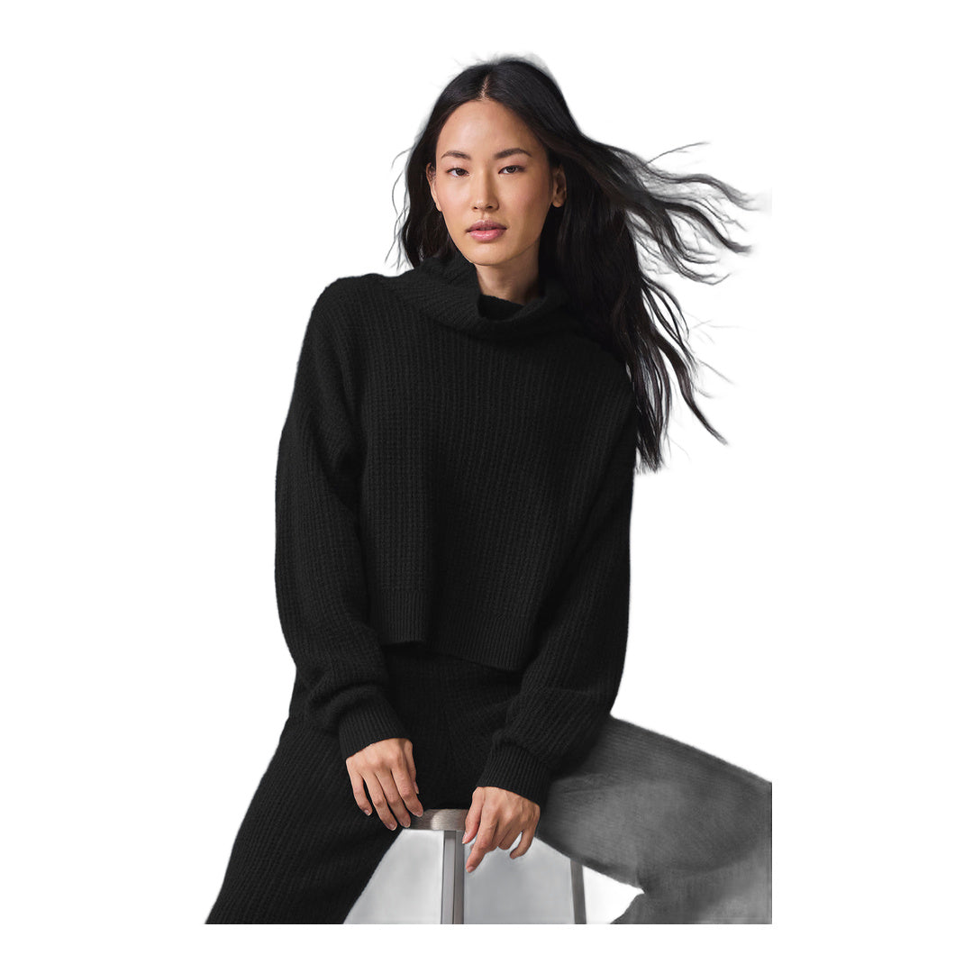 alo Cashmere Plush Waffle Turtleneck Pullover - Black by Alo Yoga