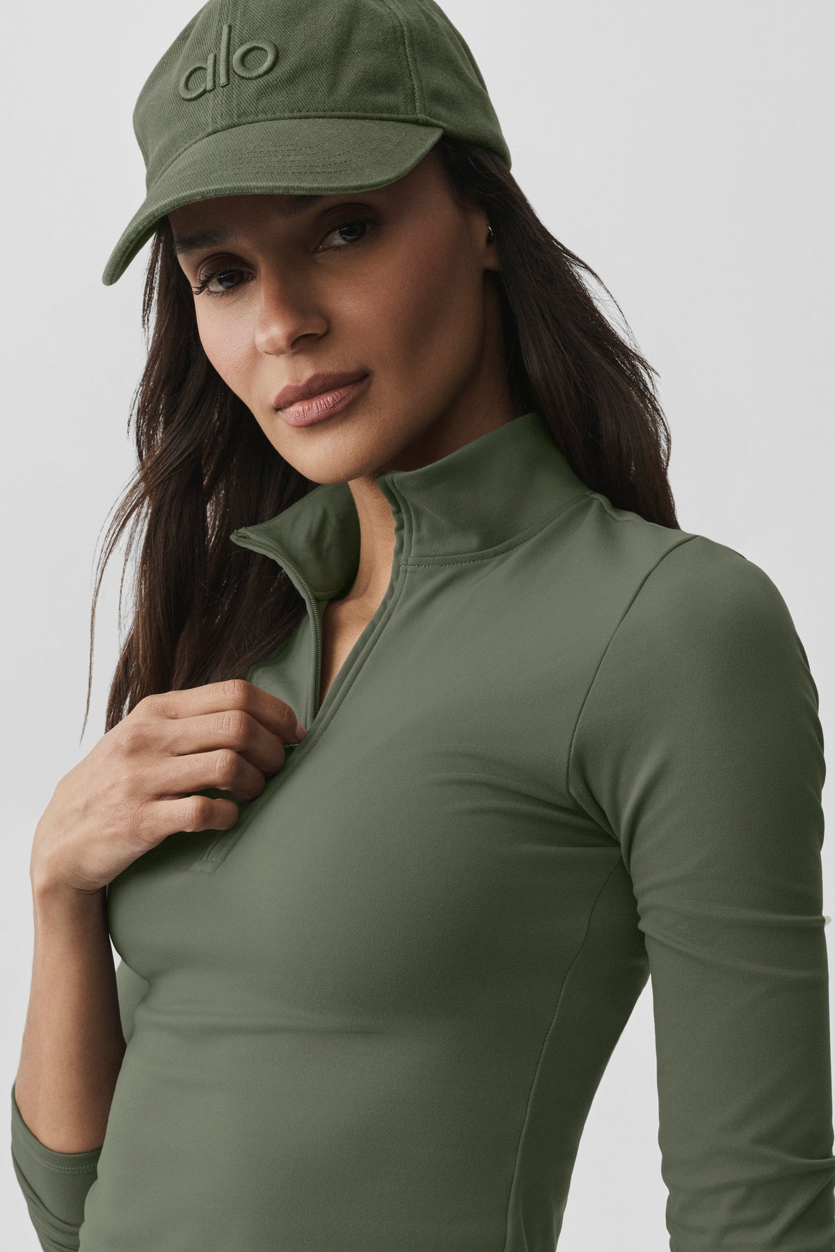 Alo Yoga Softsculpt Precision 1/4 Zip Long Sleeve in Bamboo Green, product image 3 of 4