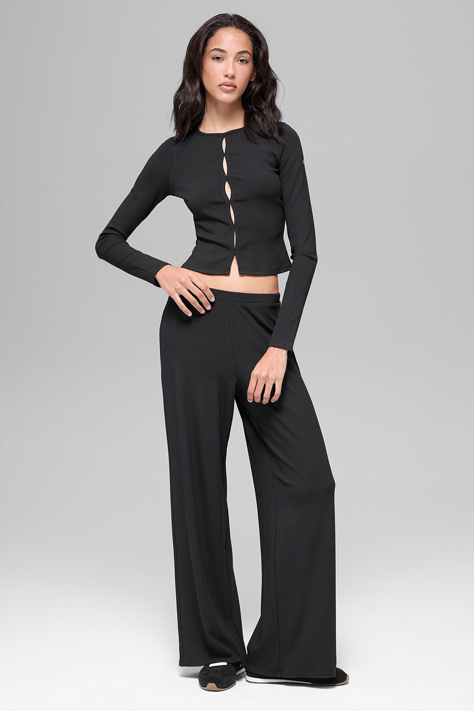 Alo Yoga Dreamlight Long Sleeve Top in Black, product image 6 of 6
