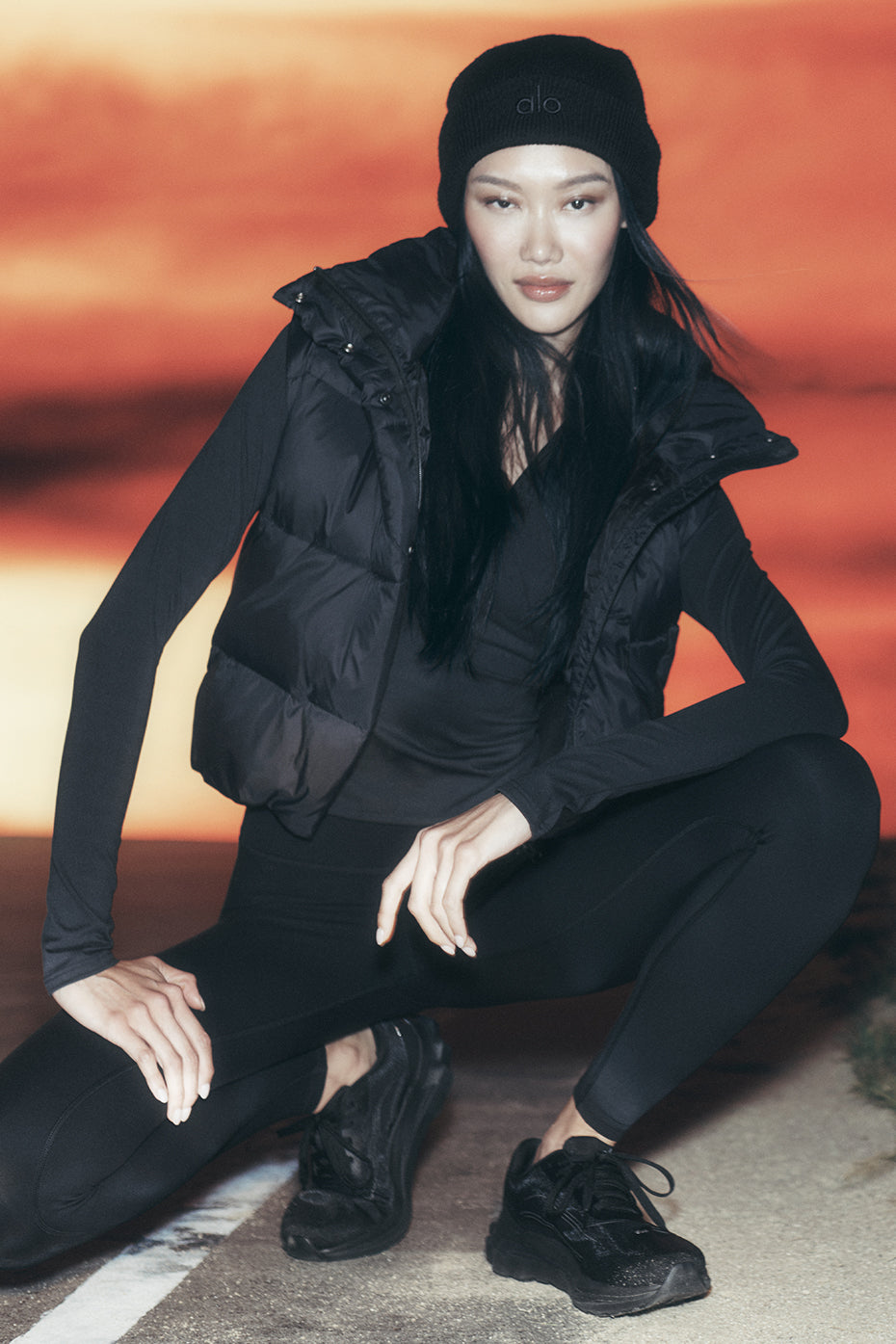 Gold Rush Puffer Vest - Black (W4469R)