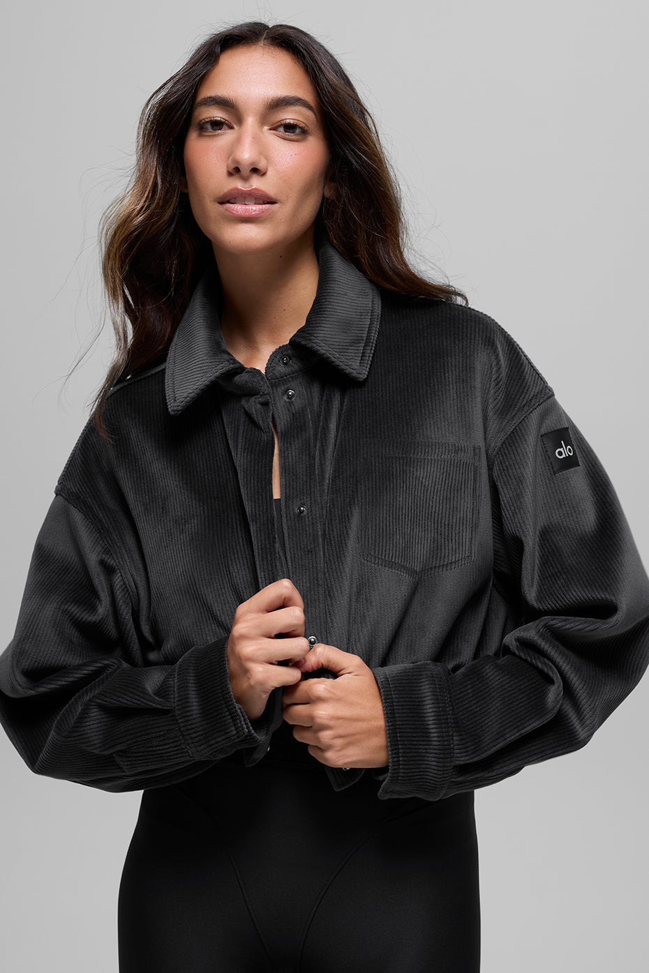 Ribbed Velour Cropped Mountain Side Jacket - Black (W4735R)