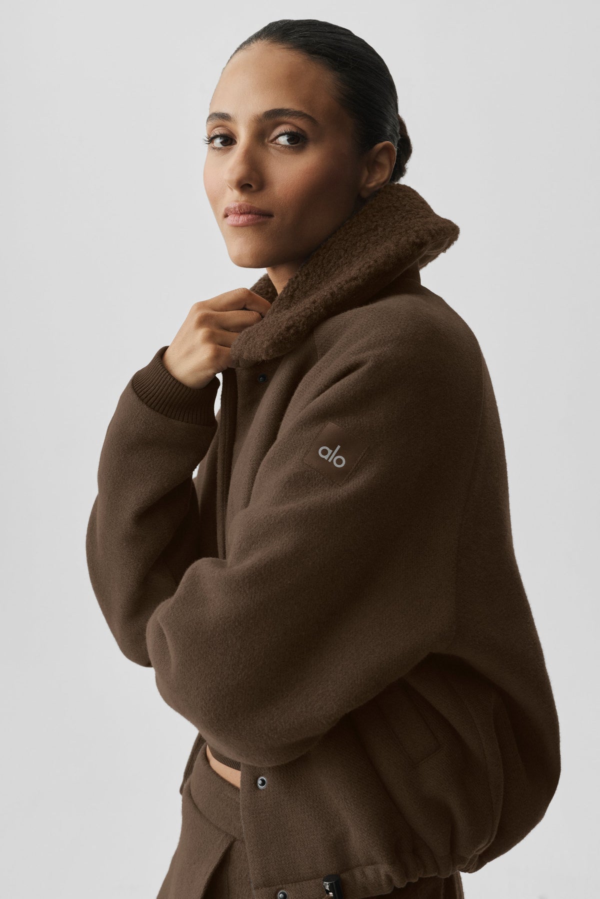 Alo Yoga Alpine Meadow Jacket in Espresso, product image 4 of 5