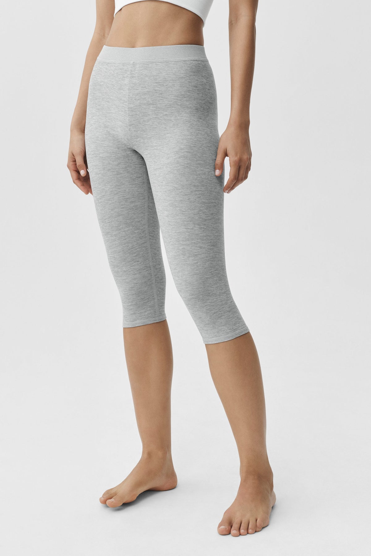 Alo Yoga Alosoft High-Waist Iconic 90's Capri in Vintage Athletic Heather, product image 3 of 5