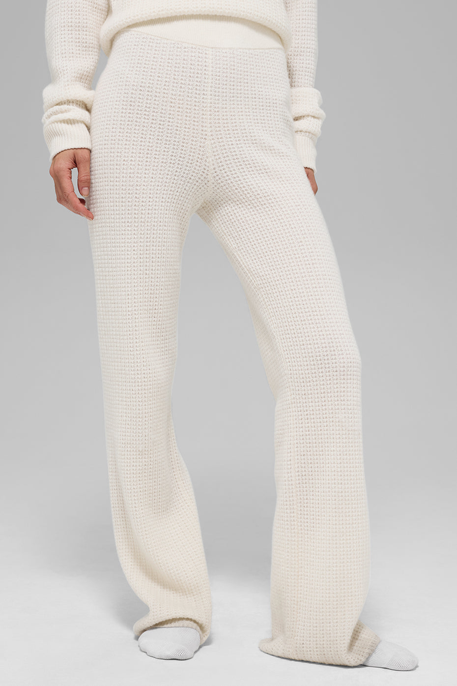 Cashmere High-Waist Plush Waffle Pant - Ivory (W51286R)