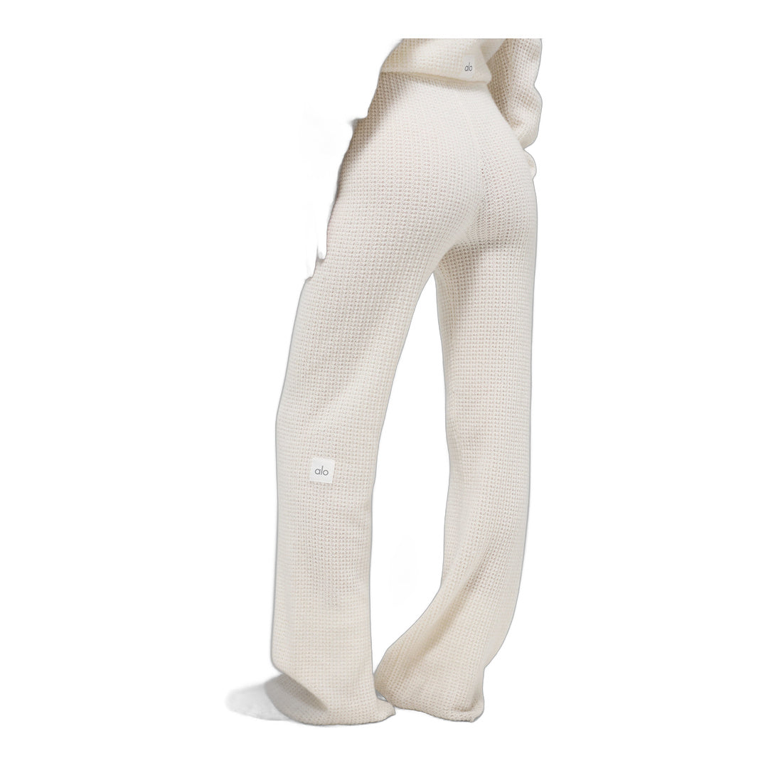 alo Cashmere High-Waist Plush Waffle Pant - Ivory by Alo Yoga