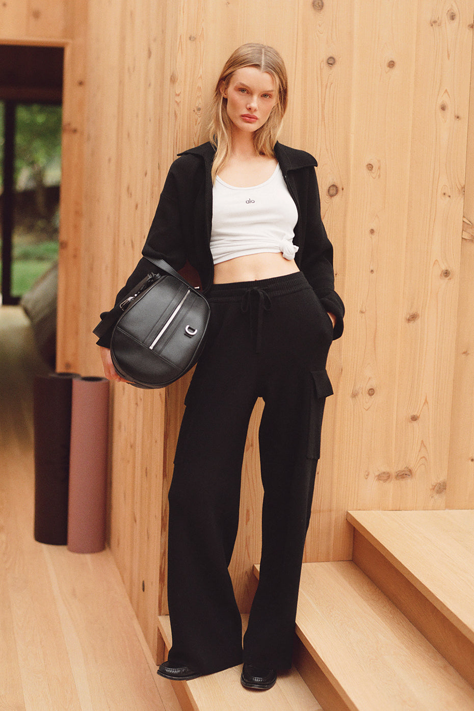 Scholar Knit High-Waist Cargo Pant - Black (W51400R)