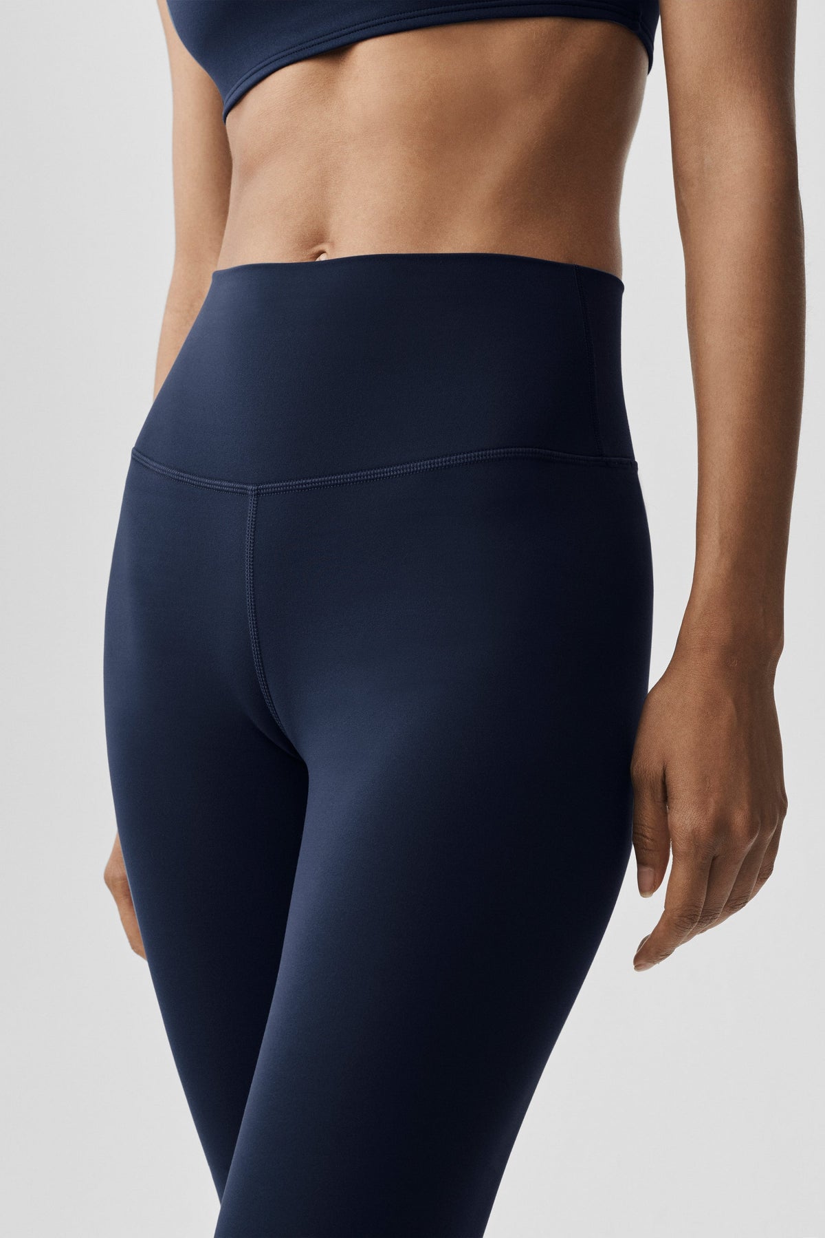 Alo Yoga Softsculpt High-Waist Legging in Navy, product image 5 of 6