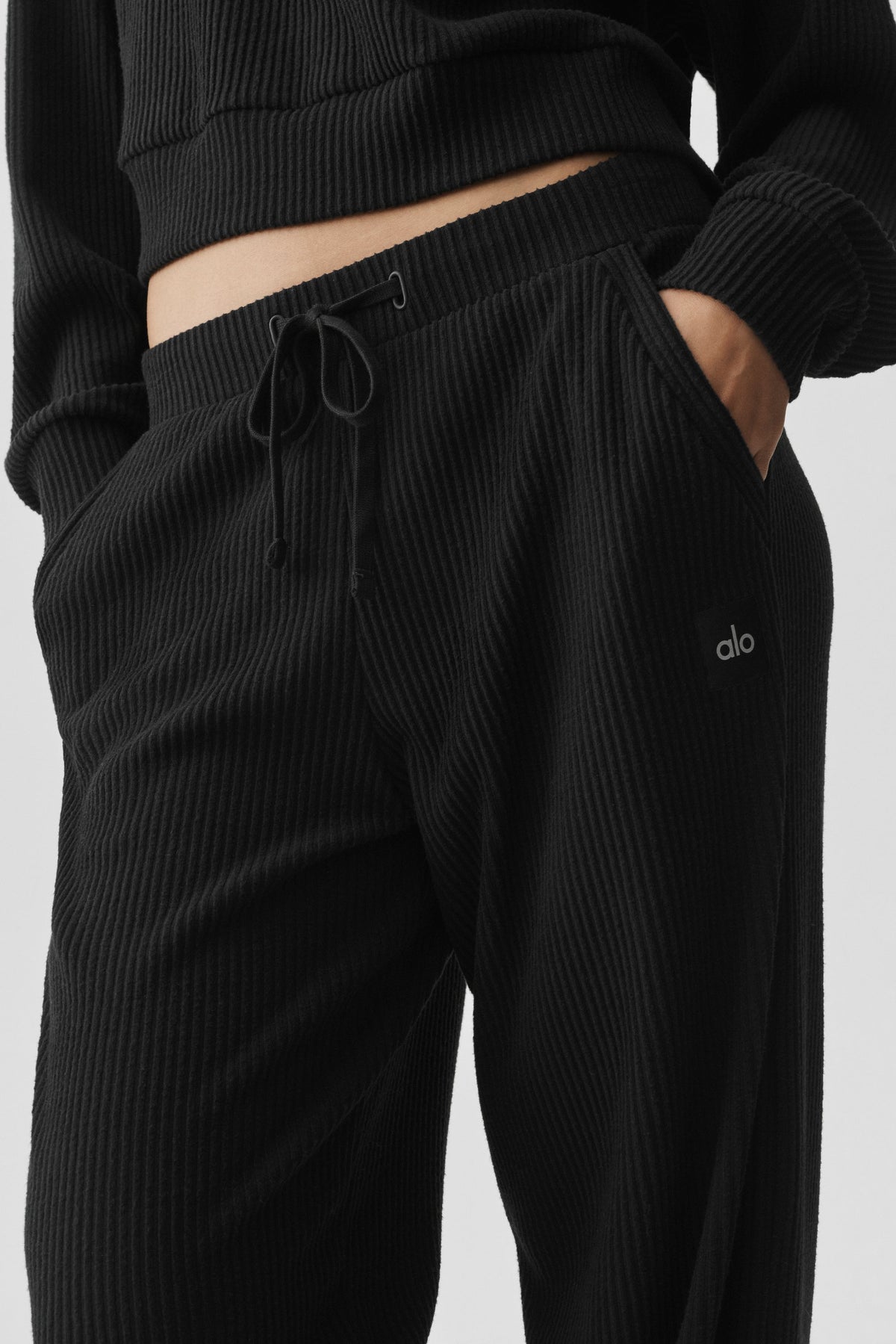 Alo Yoga Muse Wide Leg Pant in Black, product image 3 of 4
