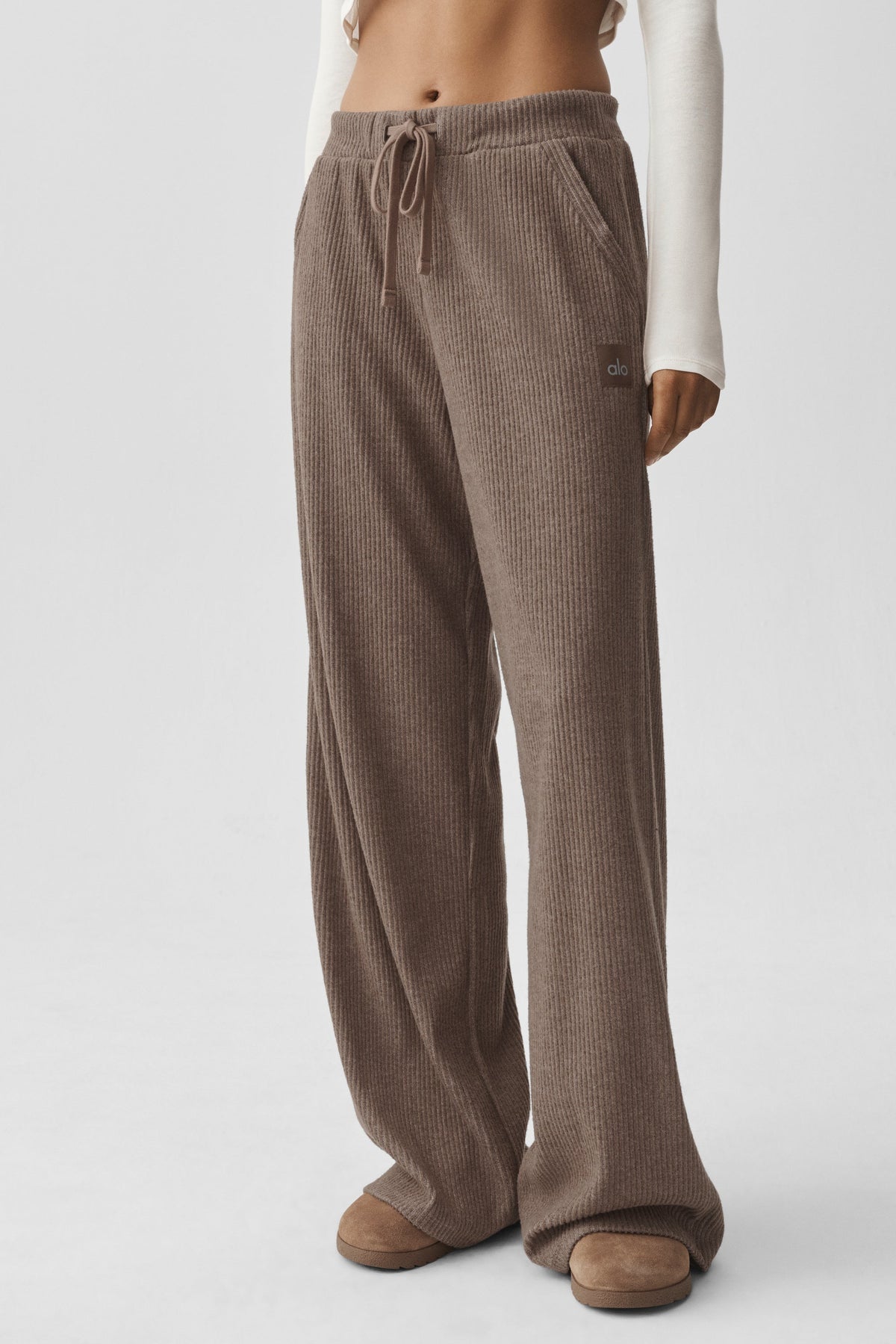 Alo Yoga Muse Wide Leg Pant in Java Brown Heather, product image 4 of 5