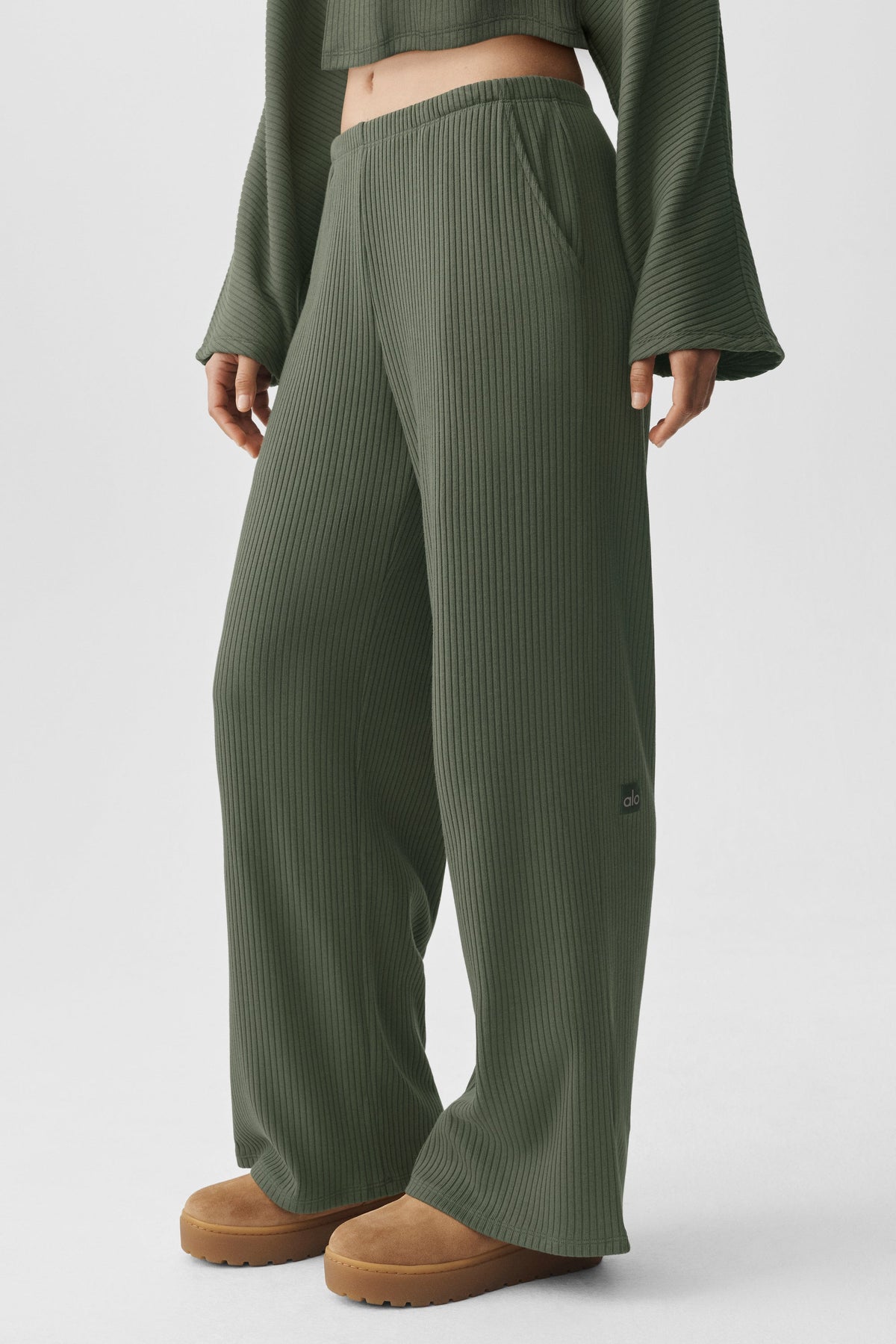 Alo Yoga Ribbed Mid-Rise Reset Pant in Bamboo Green, product image 3 of 5