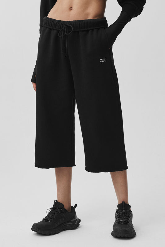 Accolade Cutoff Sweatpant - Black (W54743R)