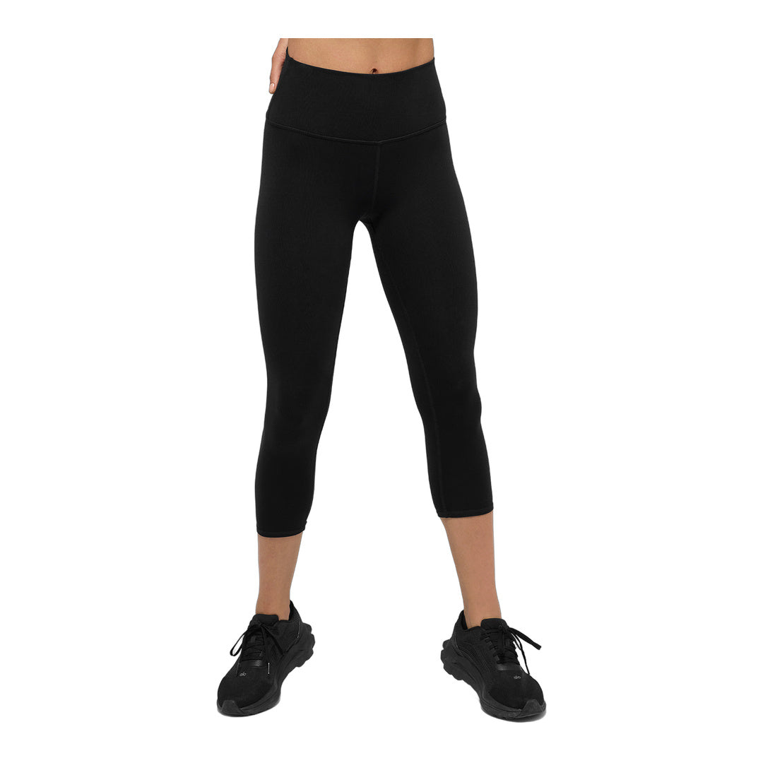 alo High-Waist Airbrush Capri - Black by Alo Yoga