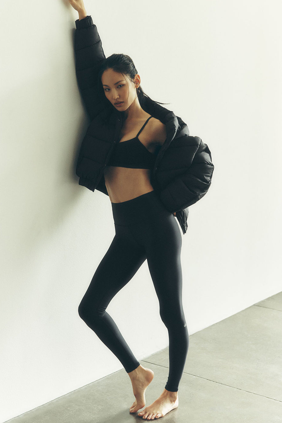 High-Waist Airlift Legging - Black (W5561R)
