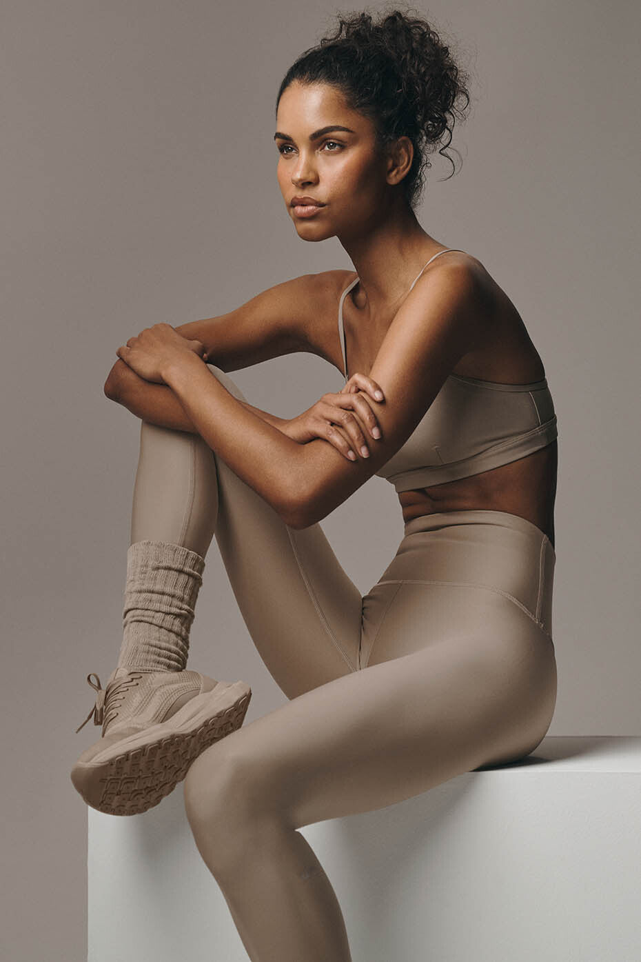 High-Waist Airlift Legging - Gravel (W5561R)