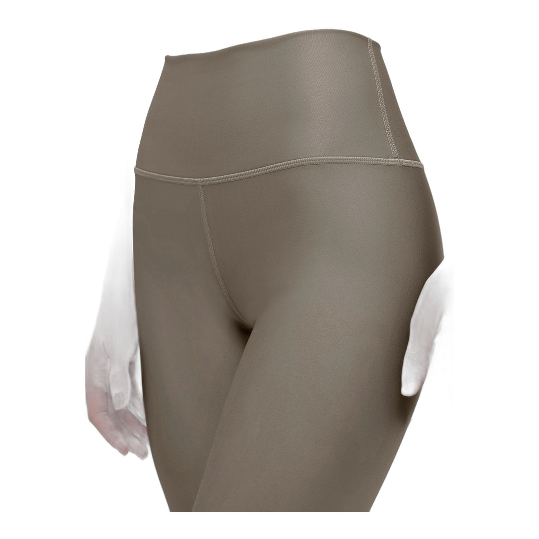 alo 7/8 High-Waist Airlift Legging - Light Cocoa by Alo Yoga