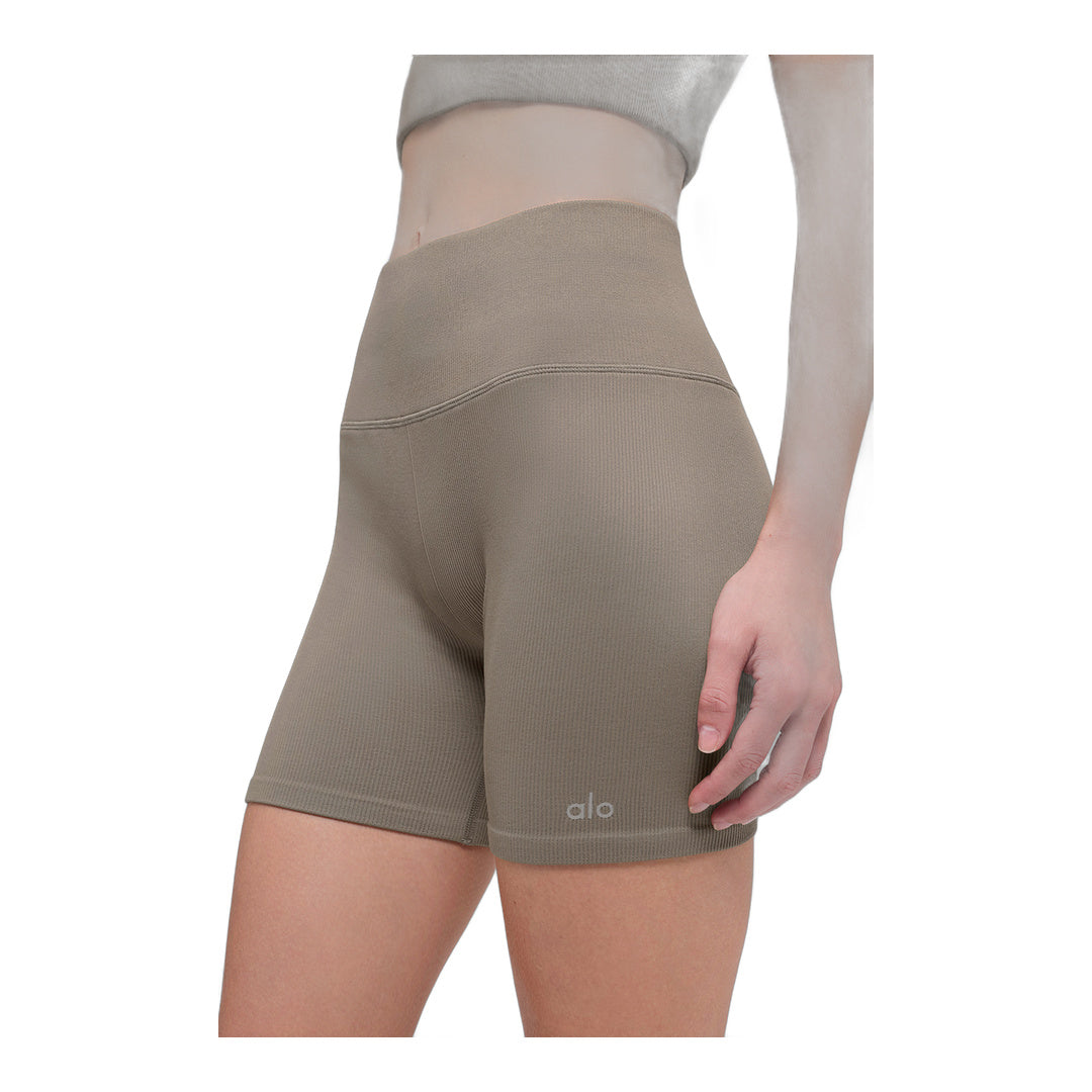 alo 5" Seamless Ribbed Favorite Short - Light Cocoa by Alo Yoga