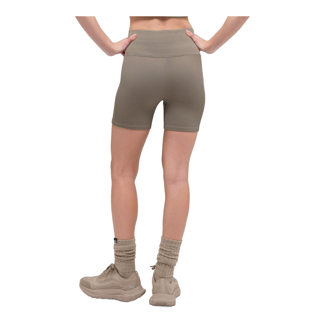 alo 5" Seamless Ribbed Favorite Short - Light Cocoa by Alo Yoga