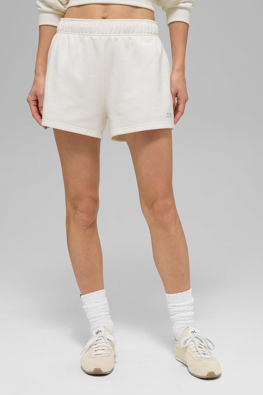 Accolade Short - Ivory (W6472RG)
